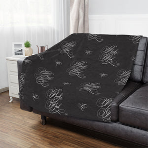 Good Girl Calligraphy Microfiber Blanket Blanket Restrained Grace   