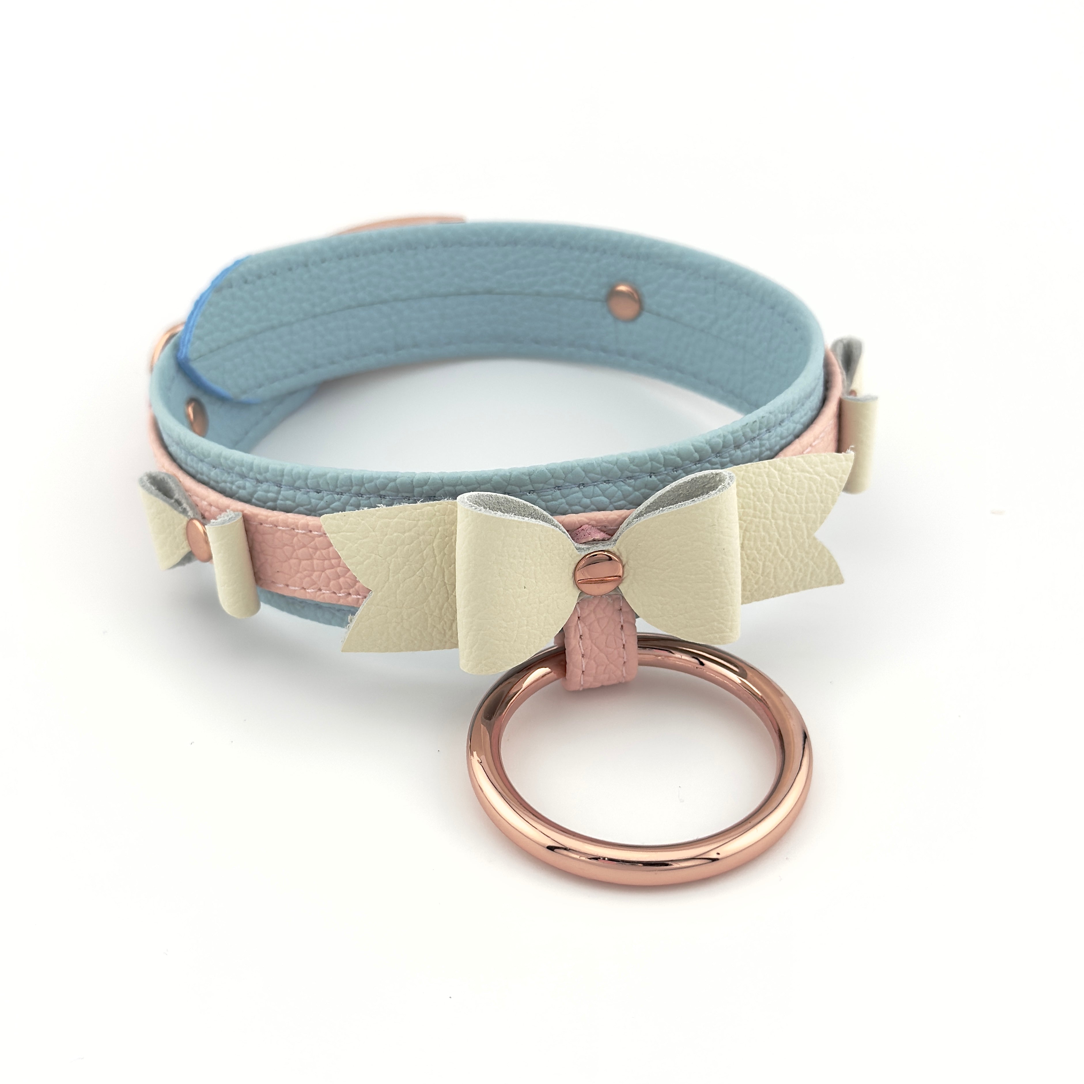 Peach Cutie Deluxe Bow Collar Collar Restrained Grace