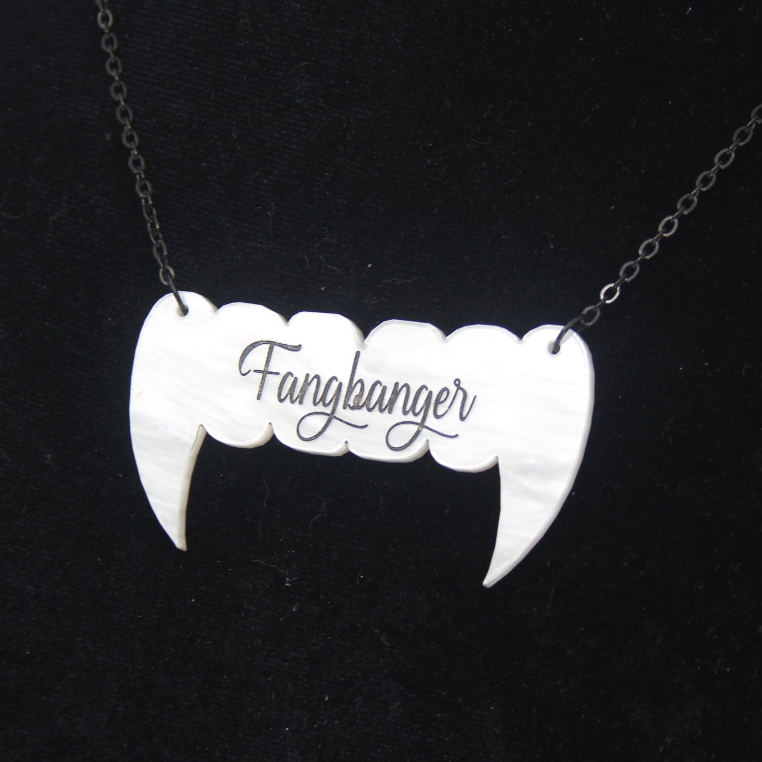 Fangbanger Necklace Necklace Restrained Grace   